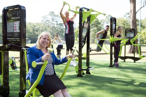 outdoor fitness gym at Crestwood Reserve